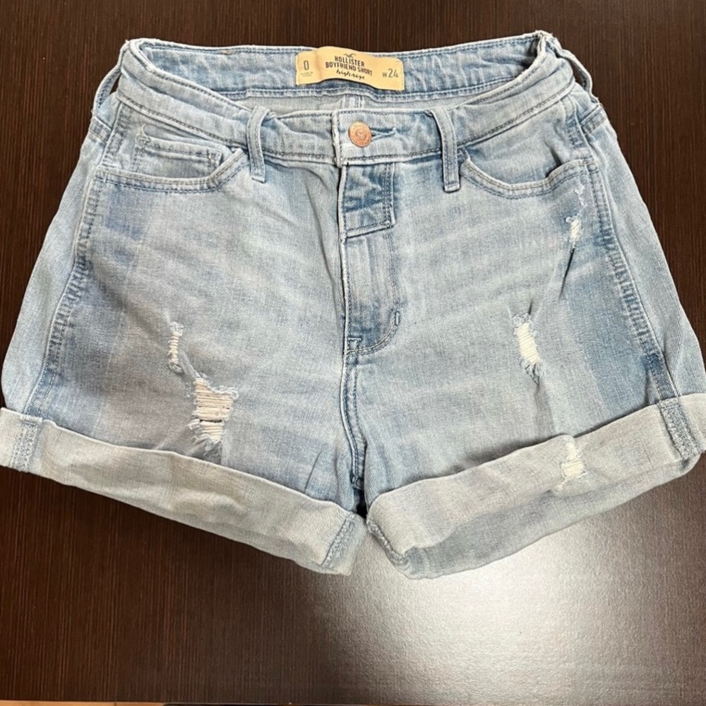 Hollister Boyfriend Short High Rise Women's Light Blue Denim Shorts 0 Cuffed